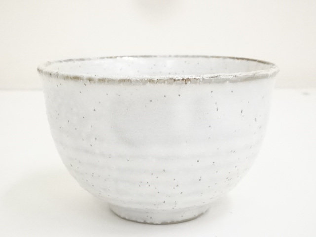 JAPANESE TEA CEREMONY WHITE GLAZE TEA BOWL / CHAWAN 